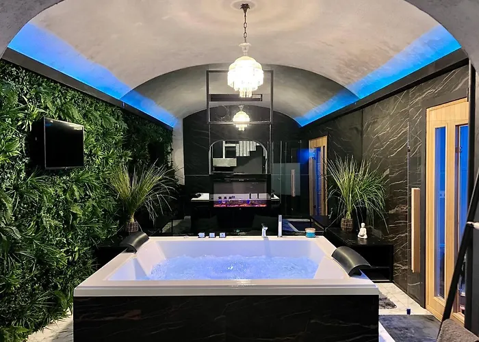 Romantic Wellness Colosseo Апартаменты Рим